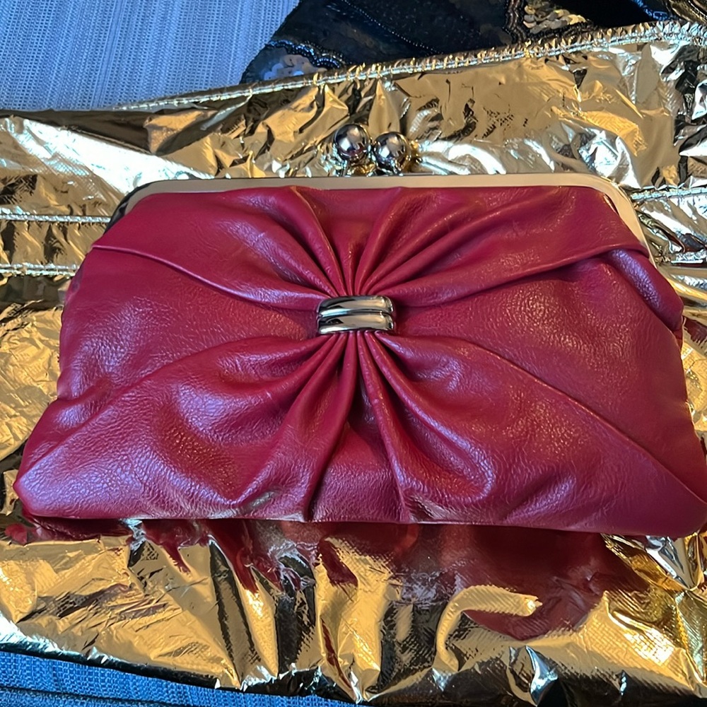 👜Jessica Simpson NWT Red Flaux Leather Clutch/Strap Handbag